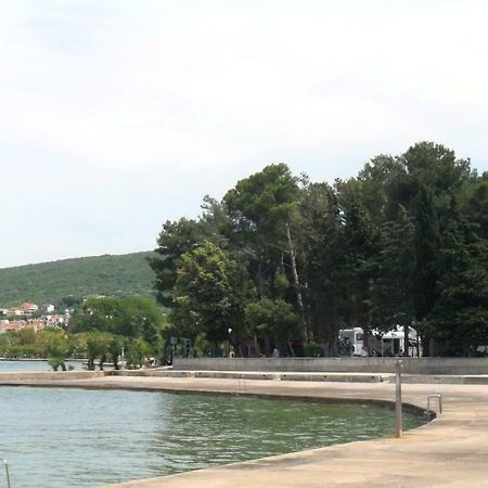 2-Bedroom Apartment 300M From Beach In Punat Bagian luar foto