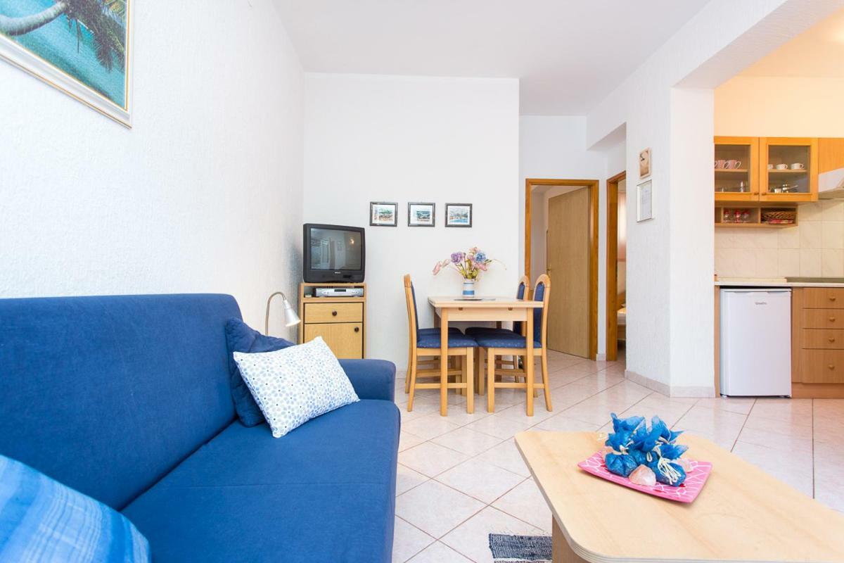 2-Bedroom Apartment 300M From Beach In Punat Bagian luar foto