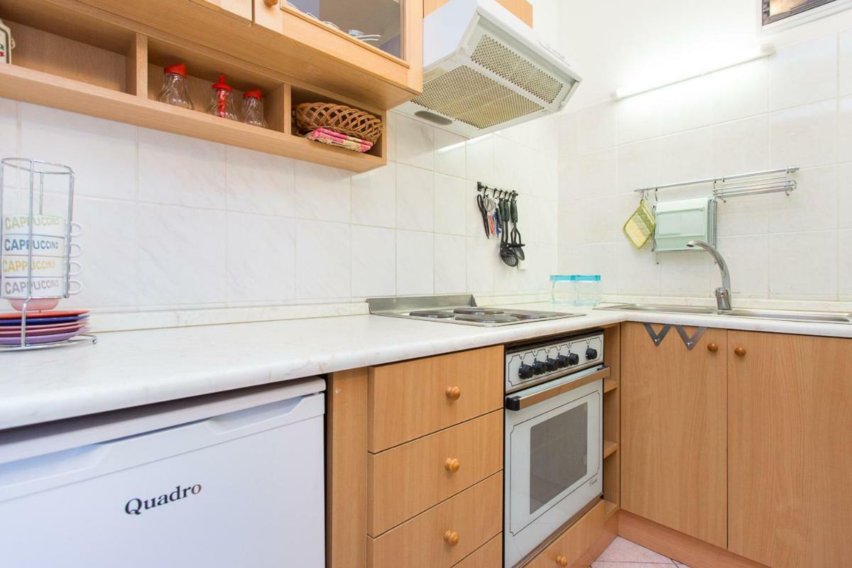 2-Bedroom Apartment 300M From Beach In Punat Bagian luar foto